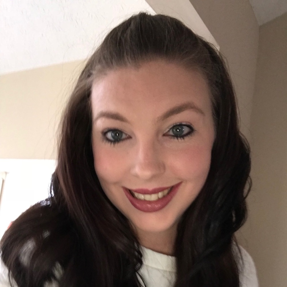 Meet your Posher, Carrie